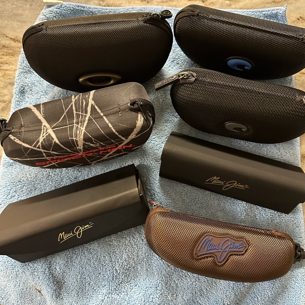 Sunglasses, Mens - Costa, Maui Jim, & Oakley $75 or $400 for all No scratches
